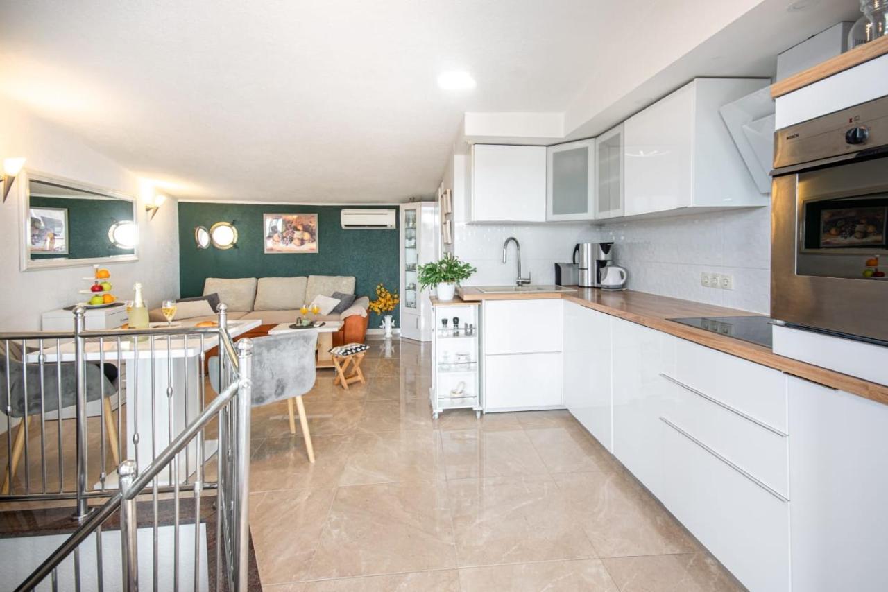 Holiday Home Nevera Makarska Zewnętrze zdjęcie